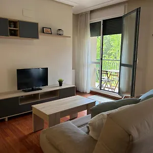 Apartamento Acogedor Apartamento En, Guernica y Luno